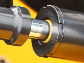 Conserto de cilindro hidráulico: Quais sinais indicam que é hora de agir?